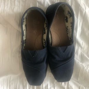 Toms shoes